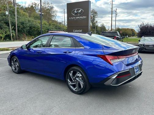 2025 Hyundai ELANTRA SEL Convenience