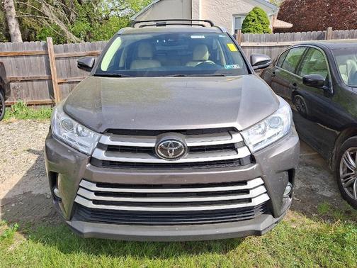 2017 Toyota Highlander XLE