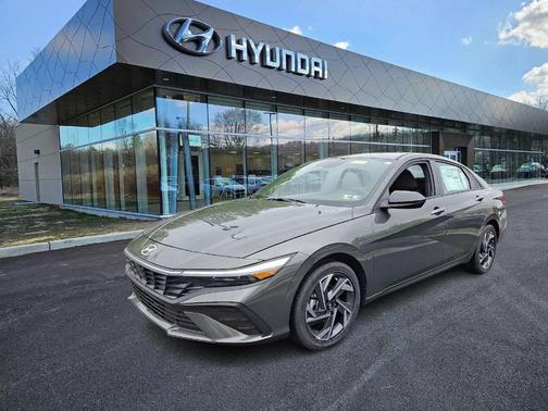 2025 Hyundai ELANTRA HEV SEL Sport