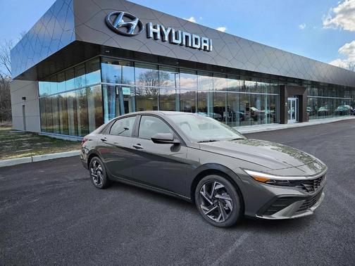 2025 Hyundai ELANTRA HEV SEL Sport