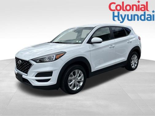 Dazzling White 2019 Hyundai TUCSON SE