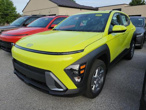 2025 Hyundai KONA SE