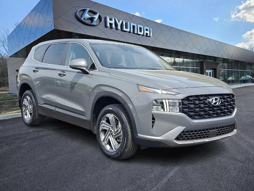 2022 Hyundai SANTA FE SE