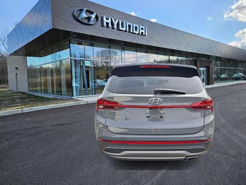 2022 Hyundai SANTA FE SE