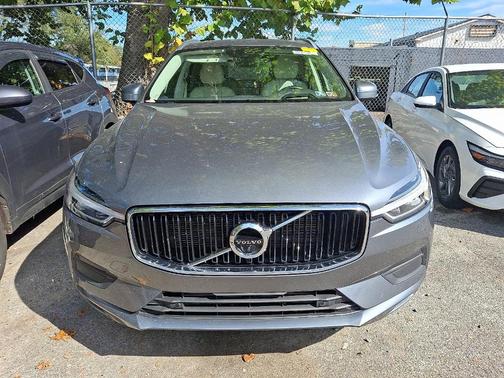 2018 Volvo XC60 T5 Momentum