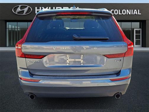 2018 Volvo XC60 T5 Momentum