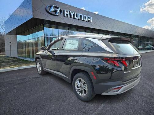 2025 Hyundai TUCSON SE