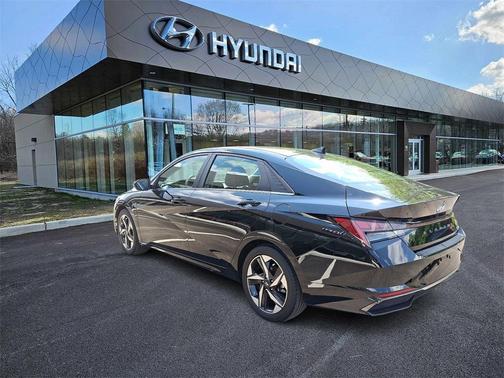 2021 Hyundai ELANTRA HEV Limited