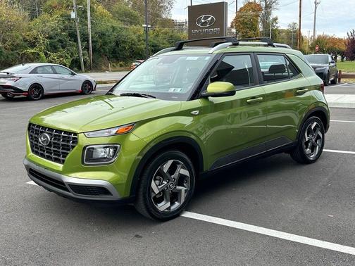 2023 Hyundai VENUE SEL