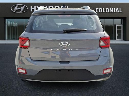 2022 Hyundai VENUE SEL