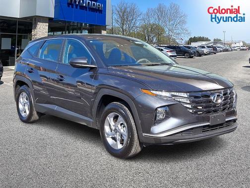 2024 Hyundai TUCSON SE