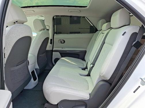 2025 Hyundai IONIQ 5 Limited