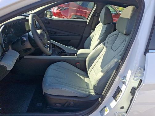 2025 Hyundai ELANTRA HEV Limited