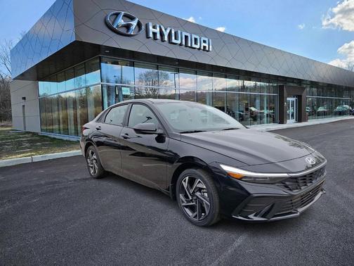 2025 Hyundai ELANTRA HEV SEL Sport