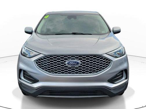 Iconic Silver Metallic 2024 Ford Edge SEL