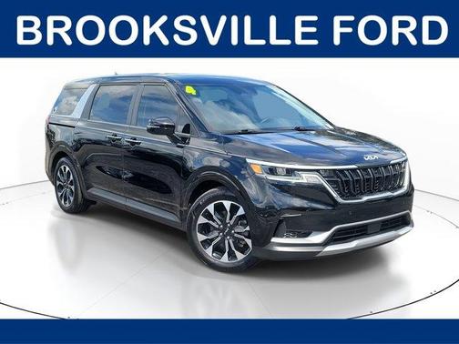2024 Kia Carnival EX