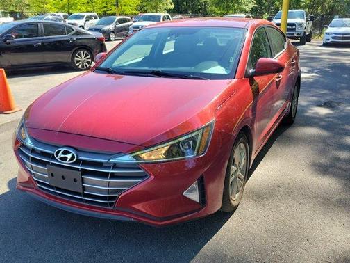 2019 Hyundai ELANTRA SEL