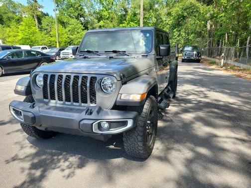 2021 Jeep Gladiator Sport