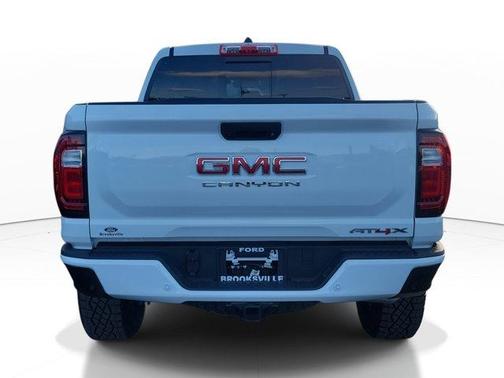 2024 GMC Canyon AT4X