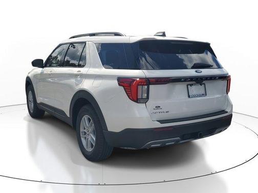 2026 Ford Explorer 