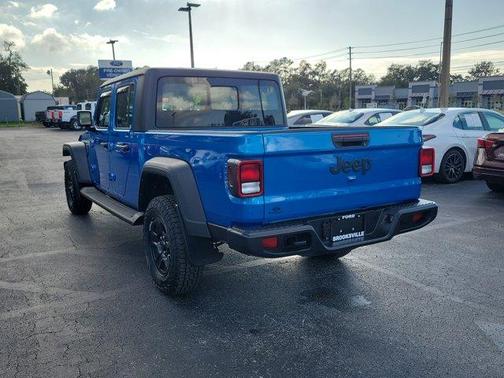 2024 Jeep Gladiator Sport