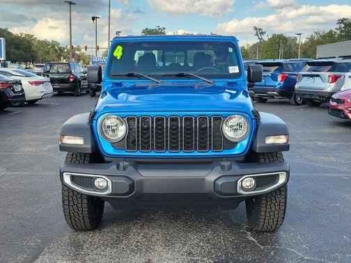 2024 Jeep Gladiator Sport