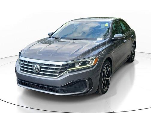 2021 Volkswagen Passat 2.0T R-Line