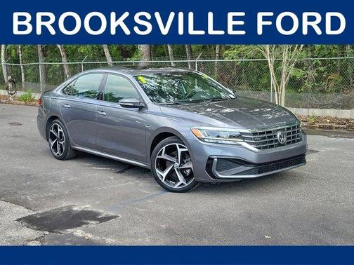 2021 Volkswagen Passat 2.0T R-Line