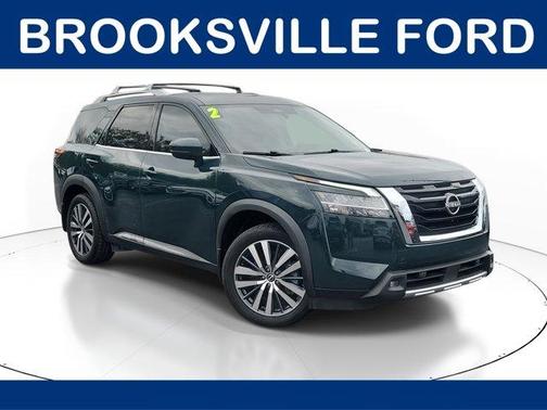 2022 Nissan Pathfinder Platinum