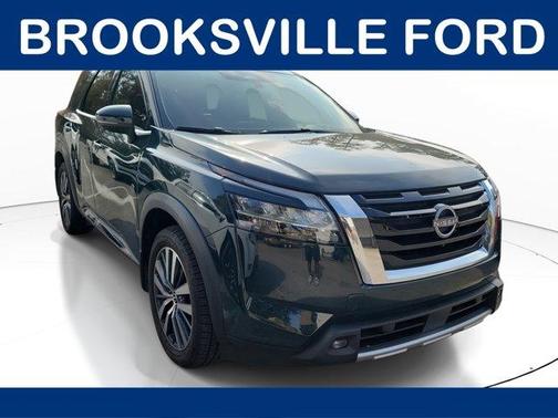 2022 Nissan Pathfinder Platinum