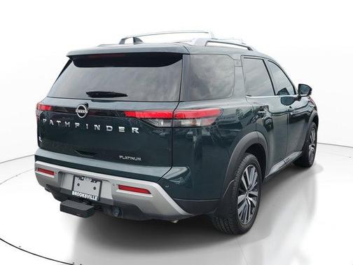 2022 Nissan Pathfinder Platinum