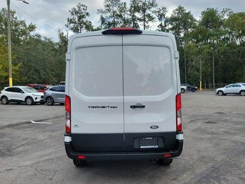 2026 Ford Transit-250 