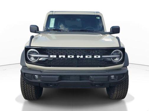 Tan 2026 Ford Bronco Outer Banks