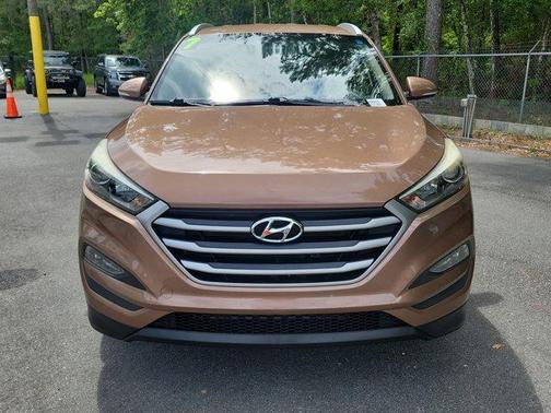 2017 Hyundai TUCSON SE Plus