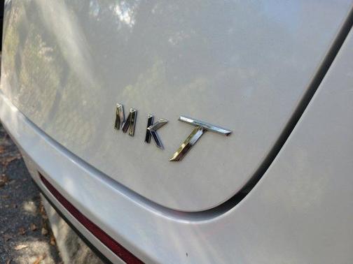 2019 Lincoln MKT Standard