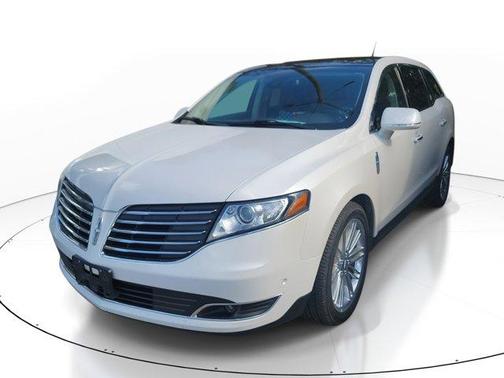 2019 Lincoln MKT Standard