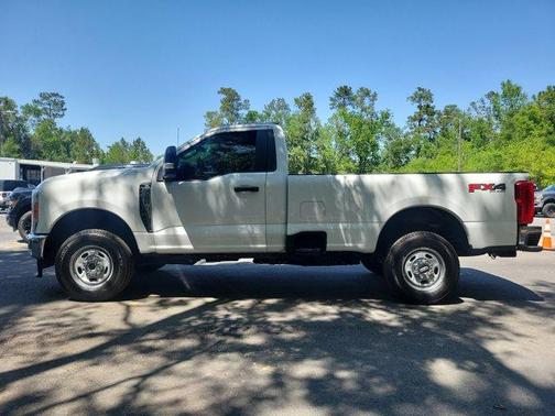 2023 Ford F-250 XL