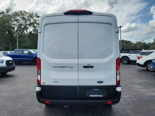 2025 Ford Transit-250 148 WB Medium Roof Cargo
