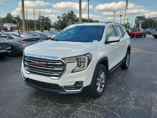 2023 GMC Terrain SLT