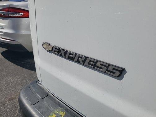 2019 Chevrolet Express 2500 Work Van