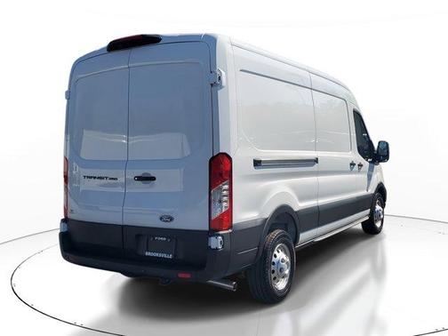 2026 Ford Transit-250 148 WB Medium Roof Cargo