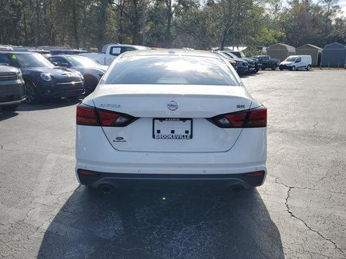 2022 Nissan Altima 2.5 SR