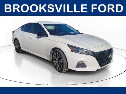 2022 Nissan Altima 2.5 SR