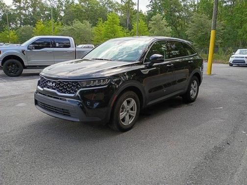 2023 Kia Sorento LX