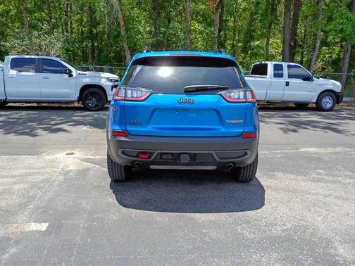 2022 Jeep Cherokee Trailhawk