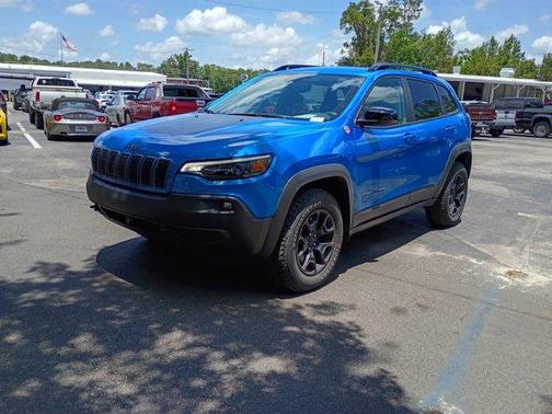 2022 Jeep Cherokee Trailhawk