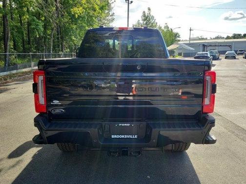 2025 Ford F-250 Platinum