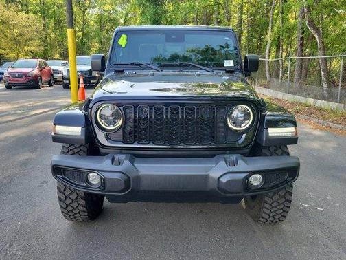 2024 Jeep Gladiator Sport