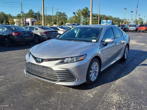 2024 Toyota Camry LE