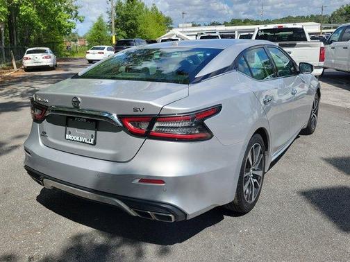 2021 Nissan Maxima SV